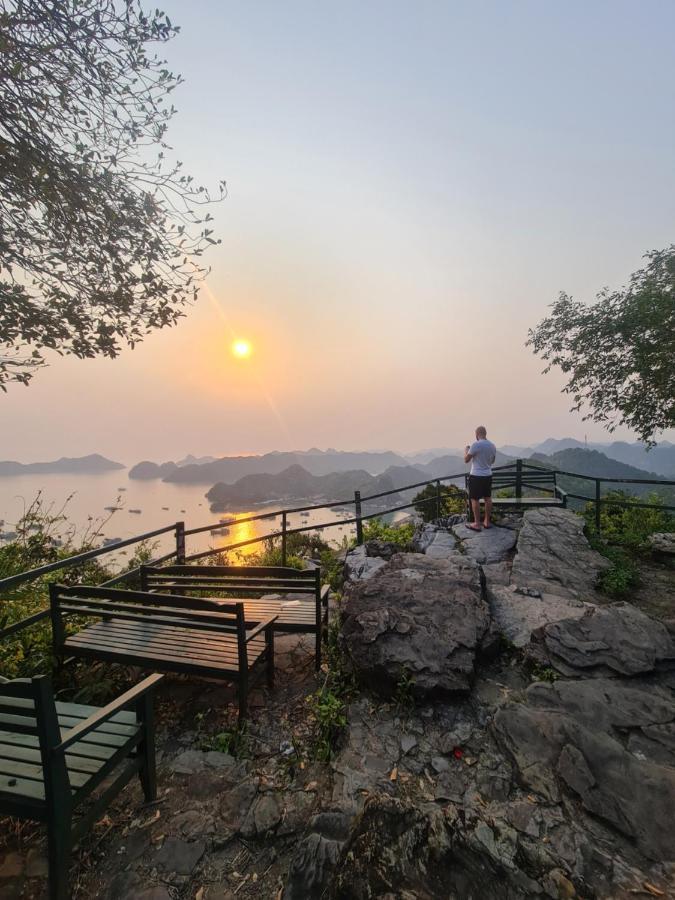 Dai Thuy Hotel Dong Khe Sau Exterior foto
